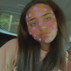 Meet your Posher, Amelia